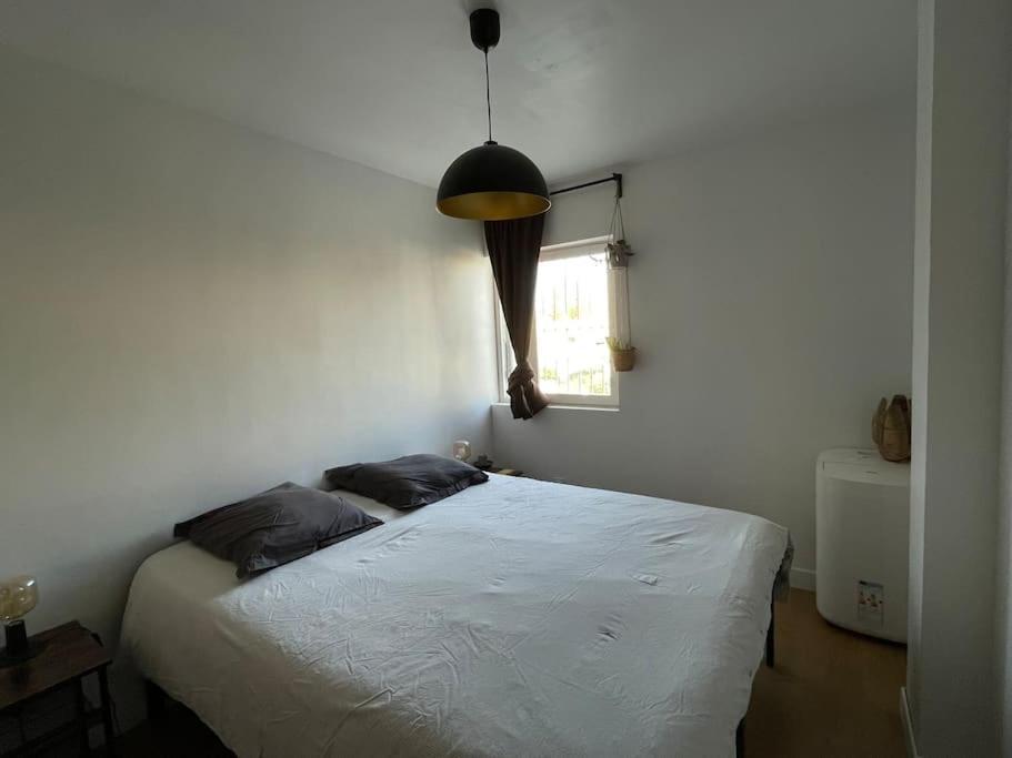 Joli Duplex De 75M2 A 10Mn A Pieds De La Plage Le Lavandou Exterior foto